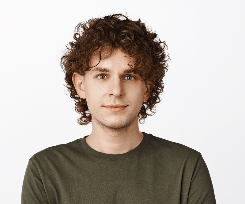 Wolf Cut Với Sóng Tự Nhiên