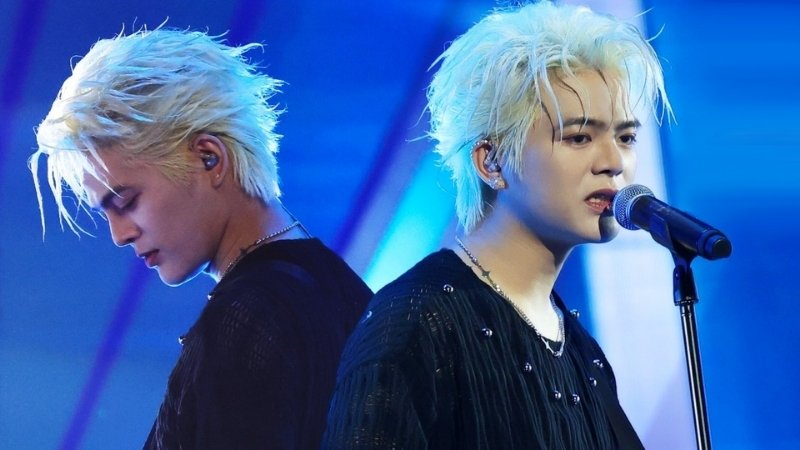 Tóc two block bạc ánh tím