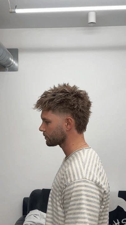 Warrior Cut kết hợp râu